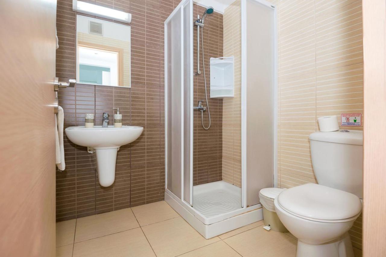 Gabriela - Coralli Beachfront Apartment Protaras Exteriér fotografie