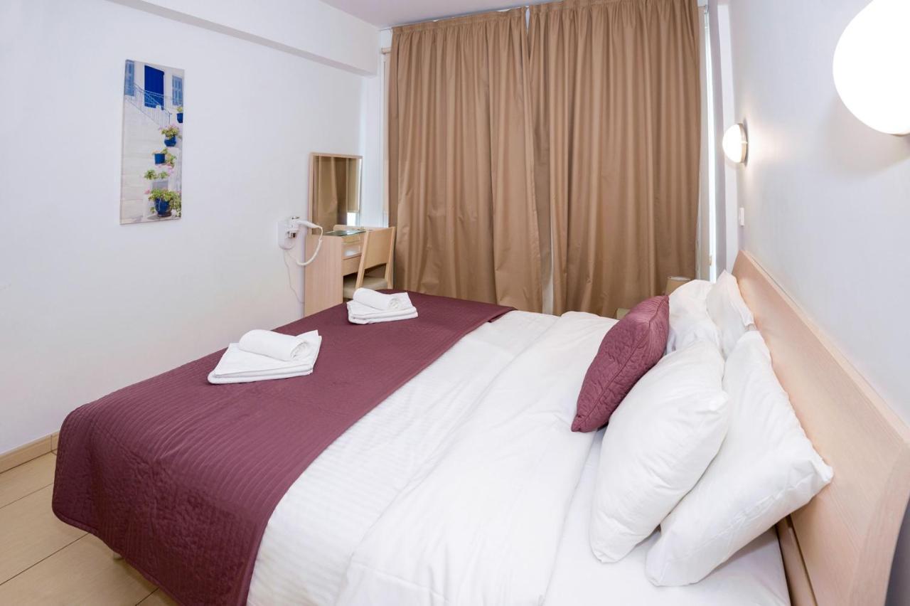 Gabriela - Coralli Beachfront Apartment Protaras Exteriér fotografie