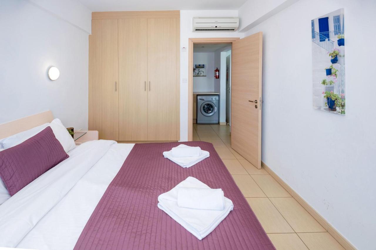 Gabriela - Coralli Beachfront Apartment Protaras Exteriér fotografie